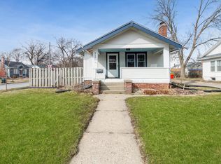 717 10th St, Ames, IA 50010