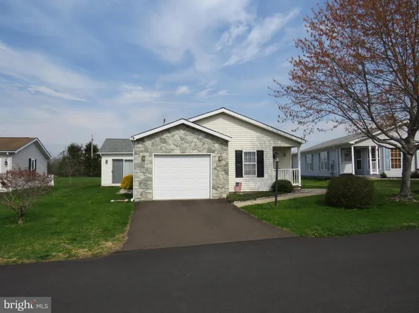 368 Countryside Cir, New Hope, PA 18938