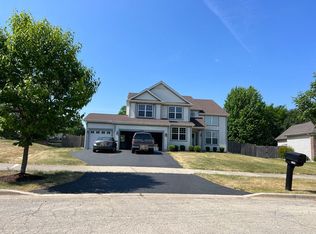 2908 Bauer Rd, North Aurora, IL 60542