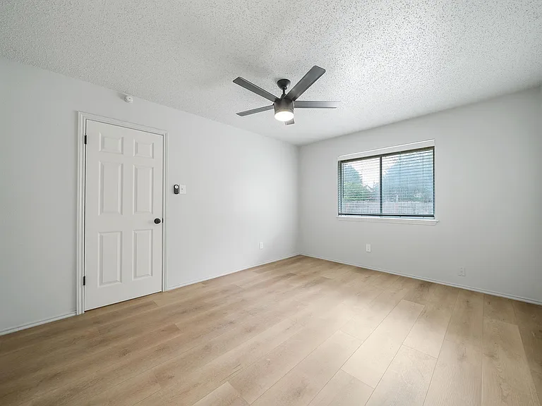 5250 Gawain Dr #5250 — Photo 16