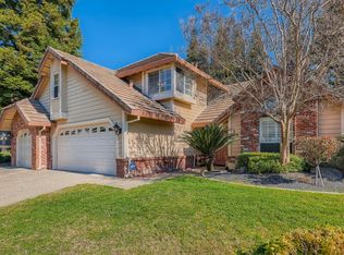 100 Whickham Ct, Roseville, CA 95661