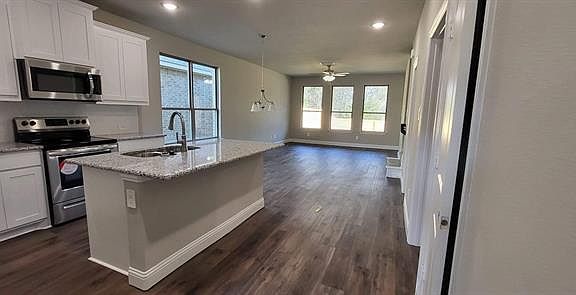 5th image of 531 Remington Way
