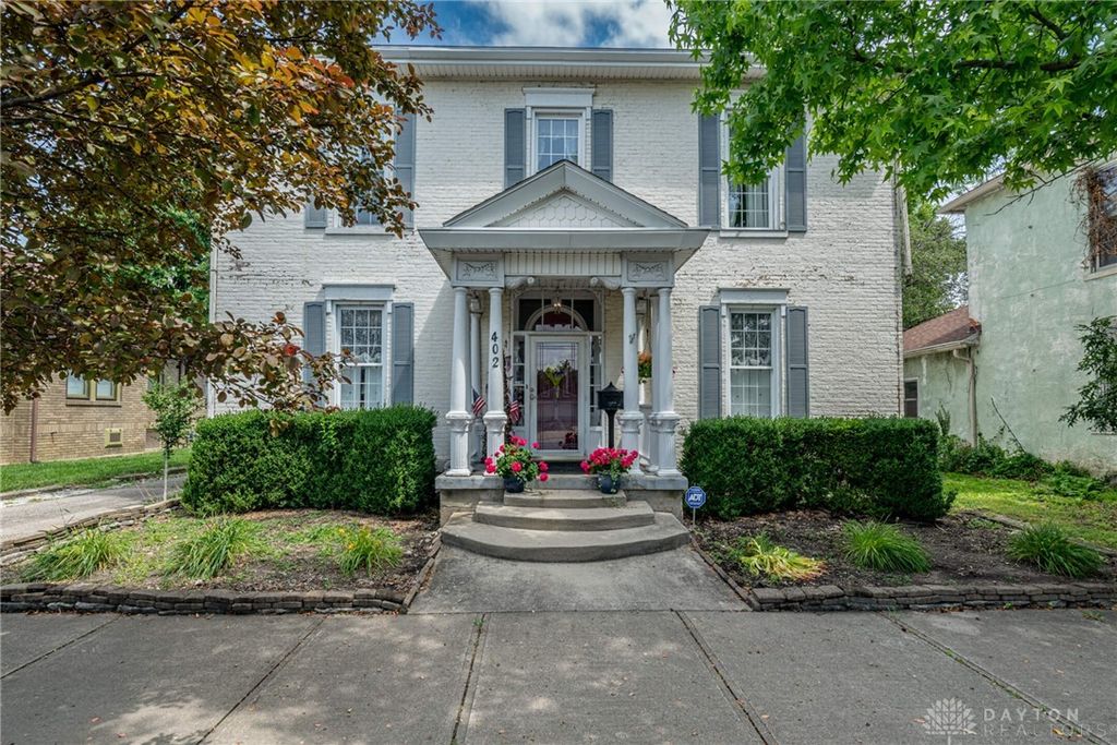 Real estate listing image
