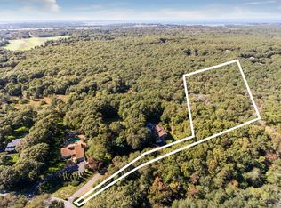 15 Broidy Ln, Southampton, NY 11968