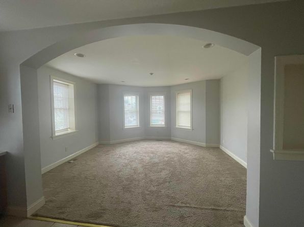 1900 W 3rd St APT C