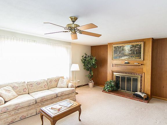 4th image of 4820 N Westbrook Dr