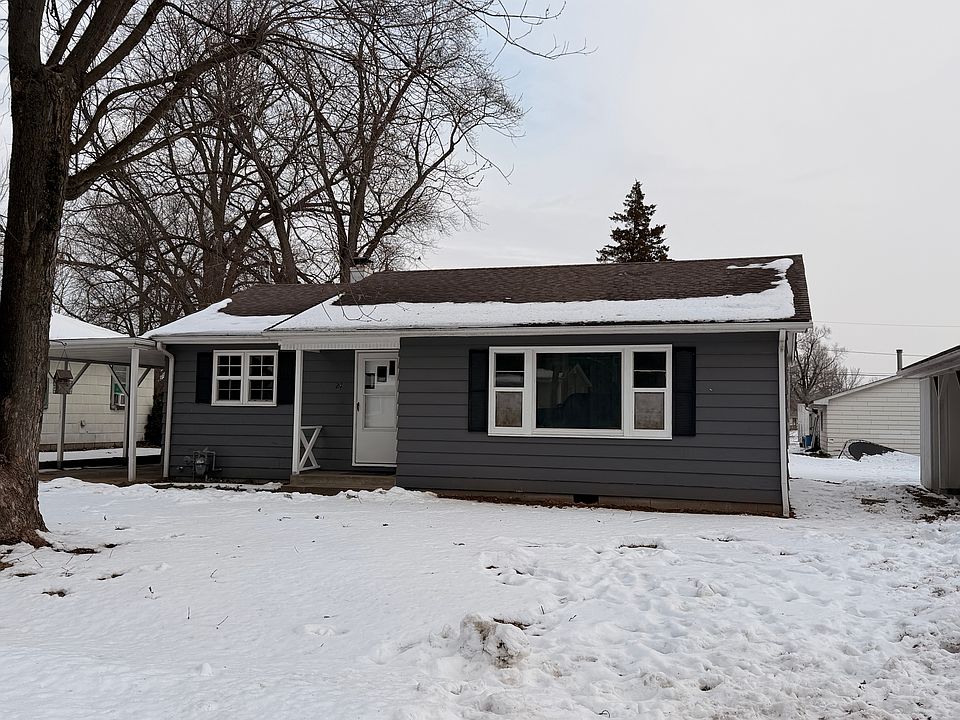 1st image of 24 Glencoe Dr