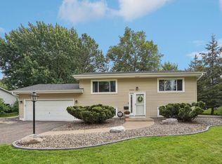9233 Northwood Pkwy, New Hope, MN 55427