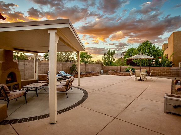 5th image of 10715 Flagstone Pl NW