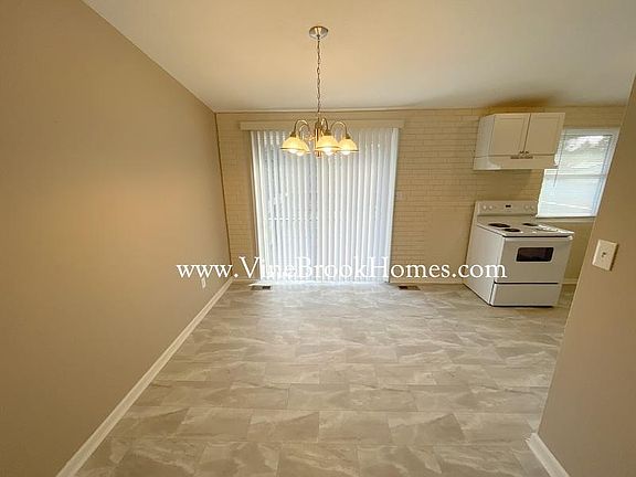 5th image of 1647 N Arley Dr