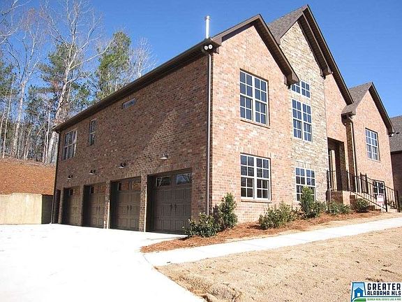 4th image of 240 Grey Oaks Dr