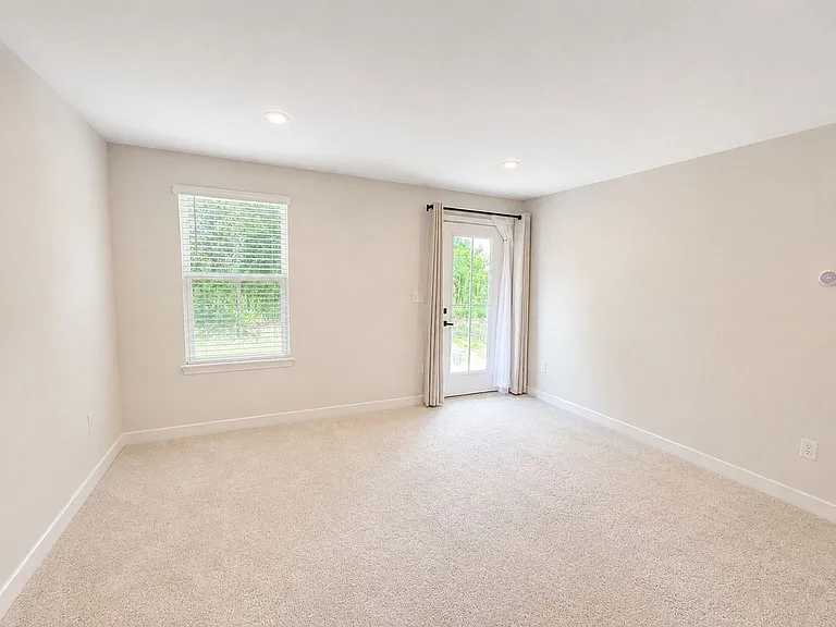 9802 Oaklawn Blvd NW — Photo 8