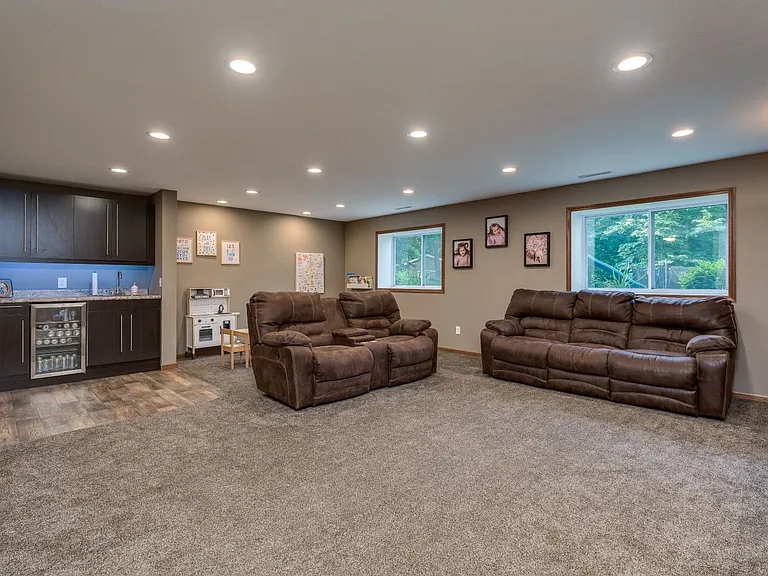 305 Tanager Rd — Photo 24