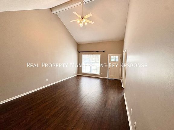 3rd image of 1036 Chesire Way