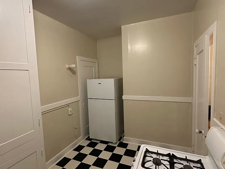 535 Bellevue Ave #4 — Photo 6