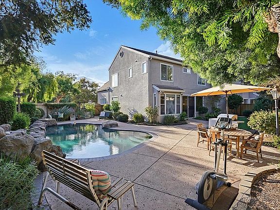 5th image of 3212 Haddon Way