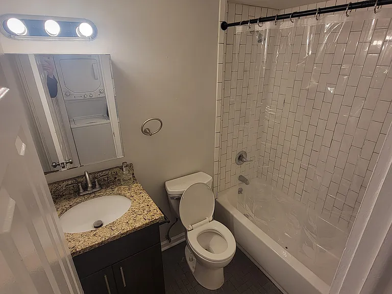 157 Wayne St #157 — Photo 5