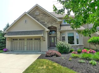 5210 River Trl, Cleveland, OH 44124