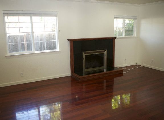 5th image of 804 Londonderry Dr