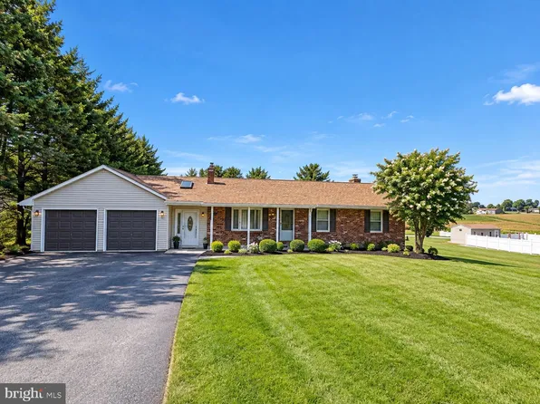 4356 Salem Bottom Rd, Westminster, MD 21157