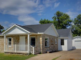 1008 N Grant Ave W, Sand Springs, OK 74063