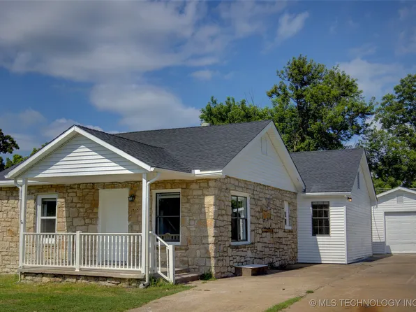1008 N Grant Ave W, Sand Springs, OK 74063