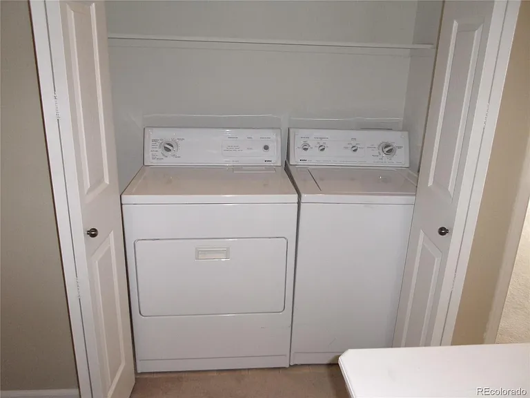 8338 Stonybridge Cir — Photo 32