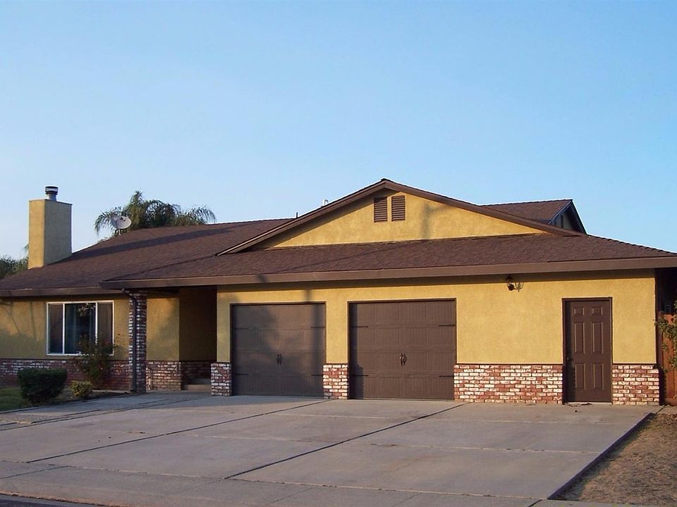 2nd image of 2313 Lavon Ln
