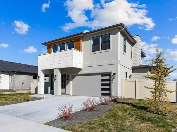 9848 W Aviara St, Star, ID 83669