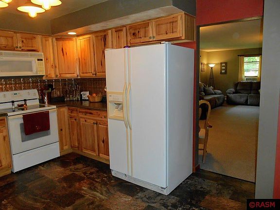 5th image of 600 1st Ave NW