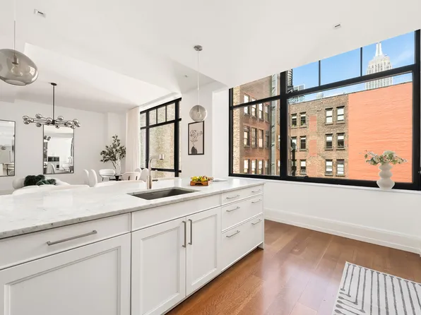 10 Madison Square West 10A image 17 of 18