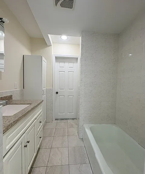 19 Beacon St #1 — Photo 3