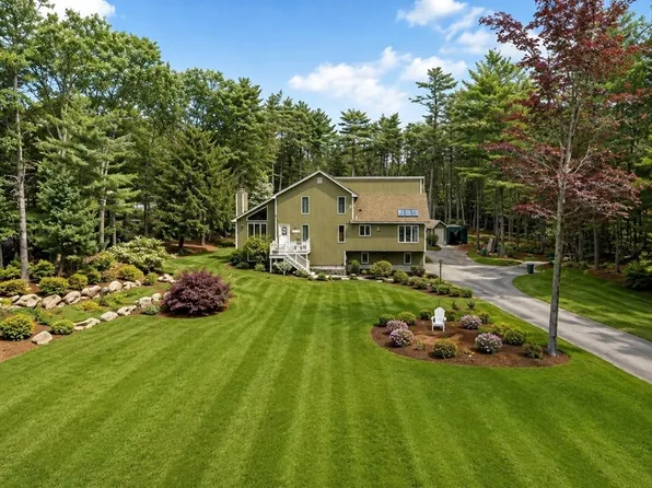 10 Jethol Dr, Assonet, MA 02702