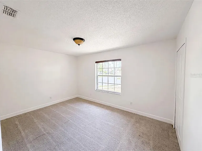 2479 Myakka Dr — Photo 10