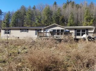 77 Grant Shelton Dr, Marshall, NC 28753