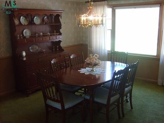 Dining room 2
