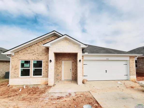 1432 Monterey Dr, Longview, TX 75601