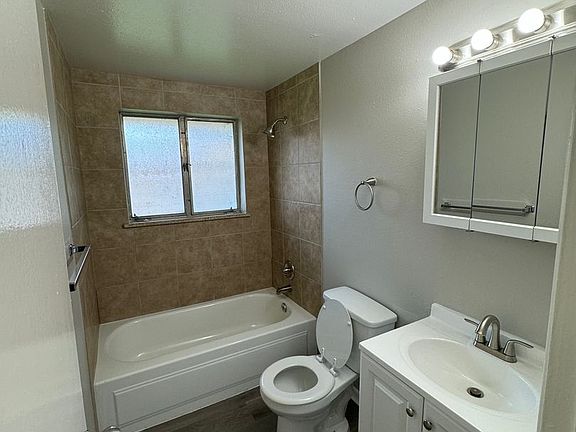 4th image of 1160-1198 S Allison St #80-6