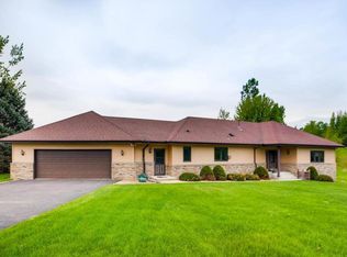 9595 Baker Ct, Inver Grove Heights, MN 55077