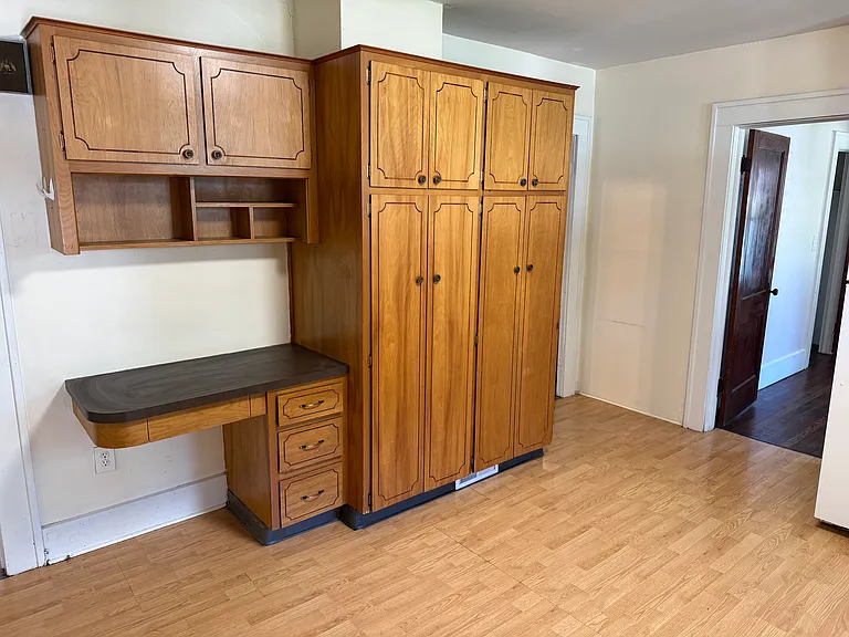 132 Crescent Dr #D — Photo 9