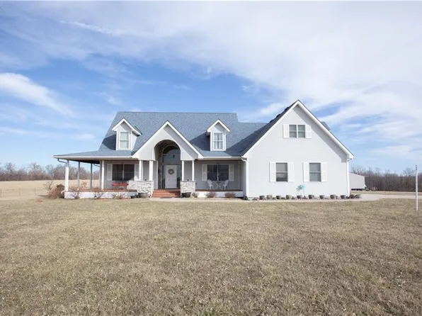 15867 Tyree Rd, Mayview, MO 64071