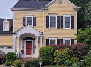 1902 Misty Water Ct, Apex, NC 27502