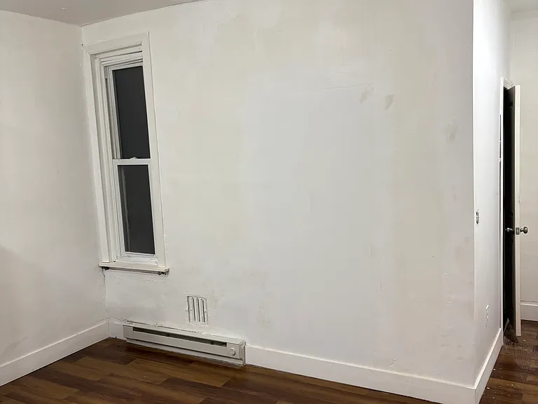 3416 N Front St #2 — Photo 3