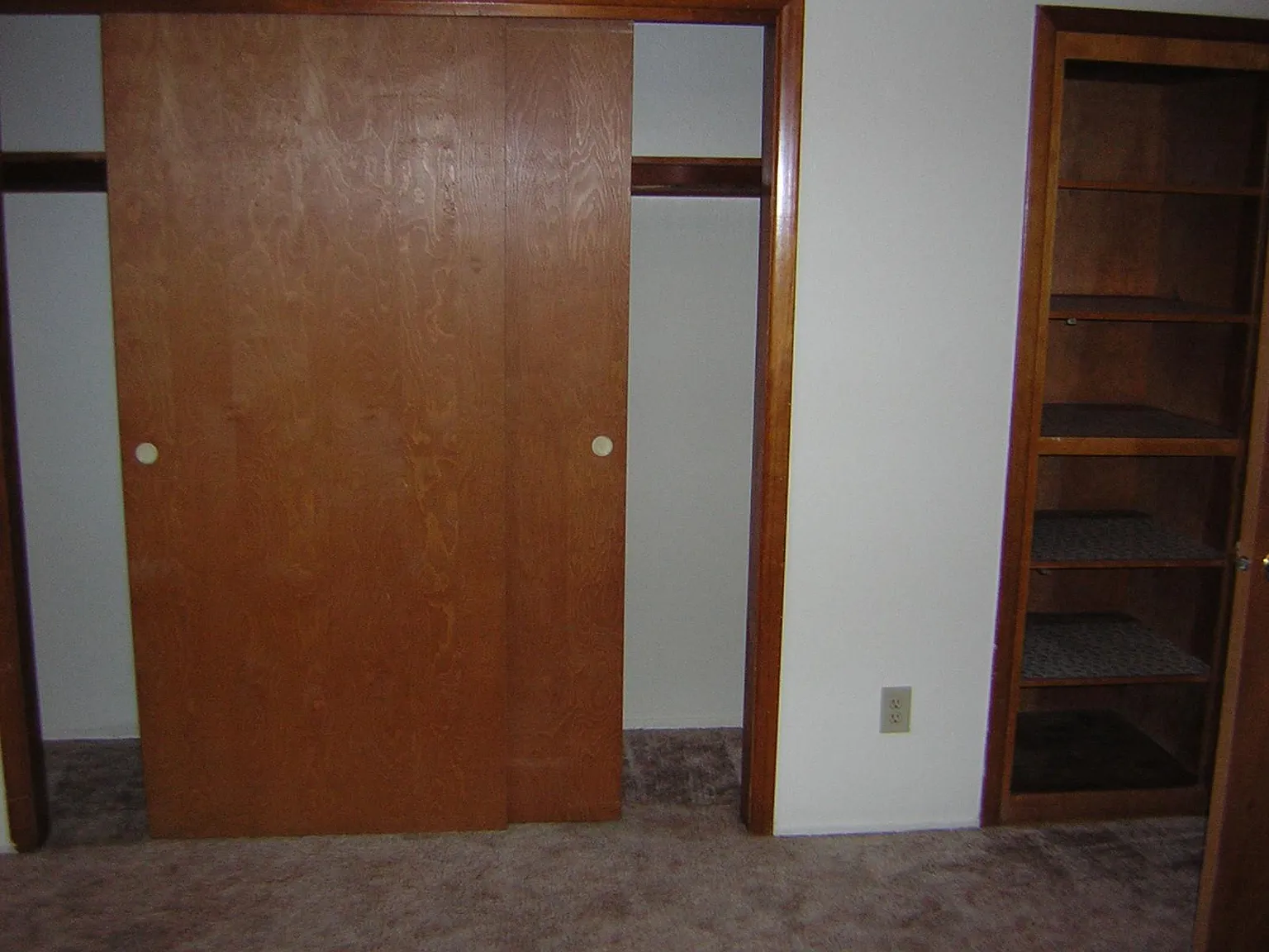 1 bed, 700 sqft, $1,195 — Photo 2