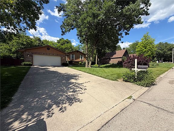 2nd image of 2709 Pine Valley Ct