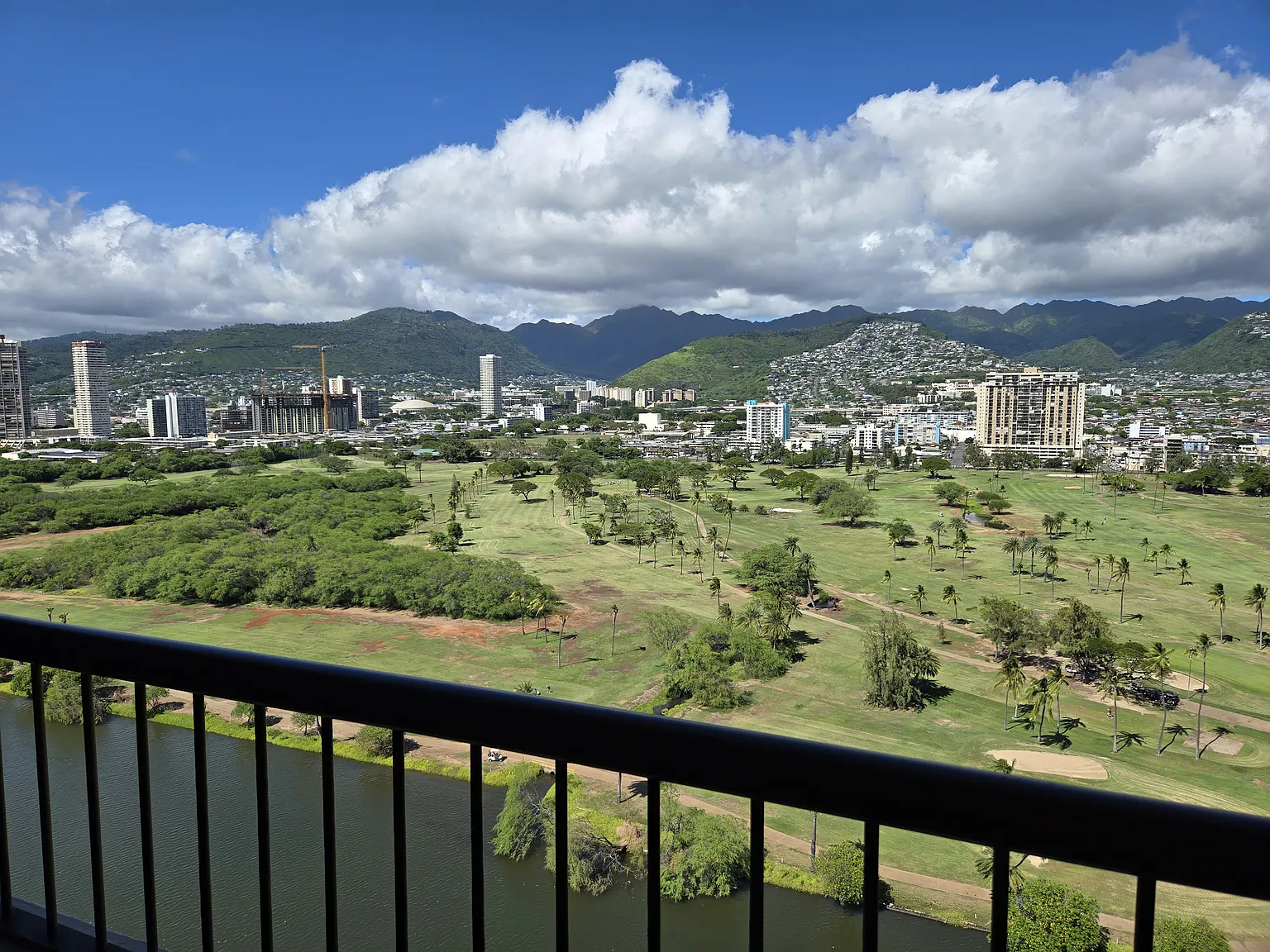 2 bed, 684 sqft, $3,000 — Photo 2