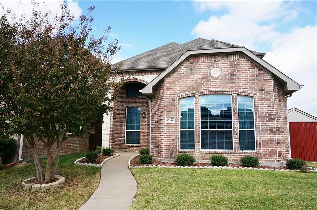 3 bed, 2.5 bath, 2092 sqft, $2,895 — Photo 1