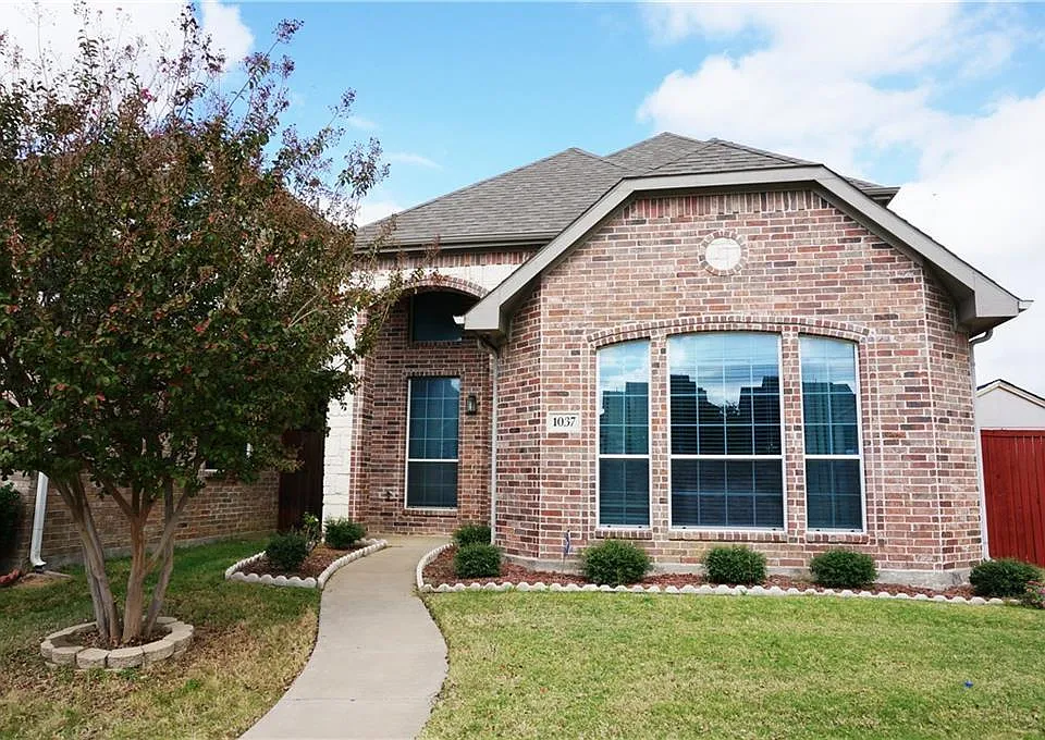 1037 Kyan Ln