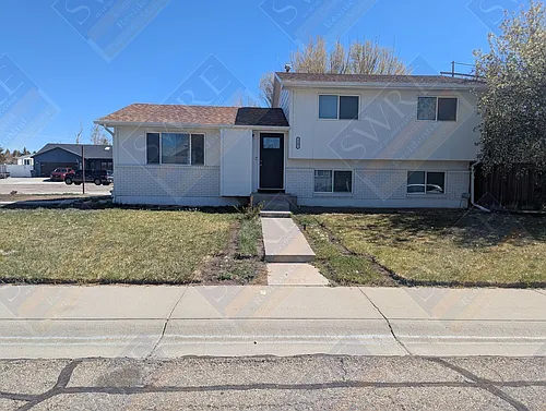 3107 Scott Dr Photo 1