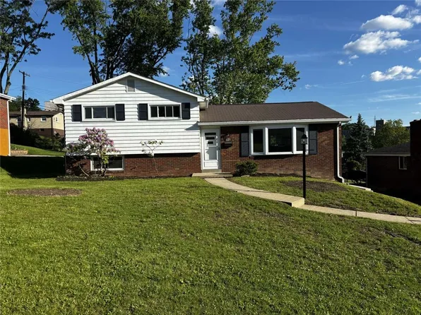 1123 Blue Jay Dr, Pittsburgh, PA 15243